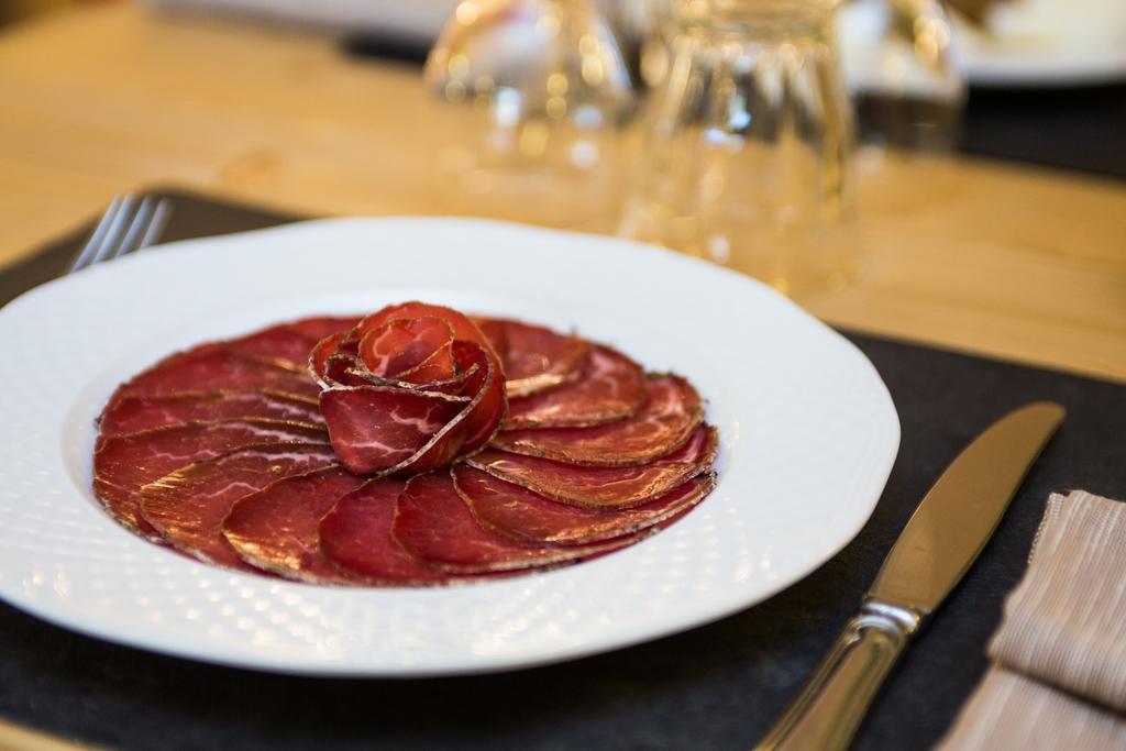 Hotel Restaurant La Barme Конь Екстер'єр фото