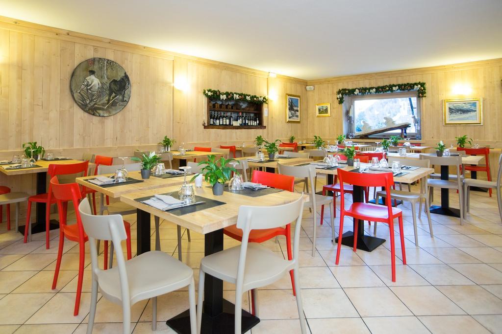 Hotel Restaurant La Barme Конь Екстер'єр фото