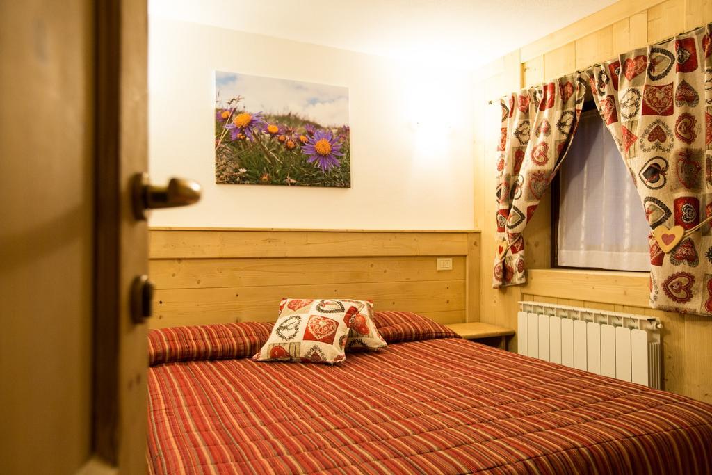Hotel Restaurant La Barme Конь Екстер'єр фото