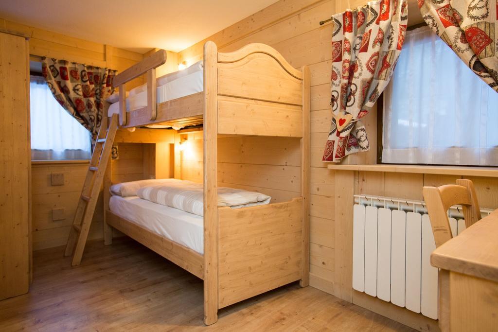 Hotel Restaurant La Barme Конь Екстер'єр фото