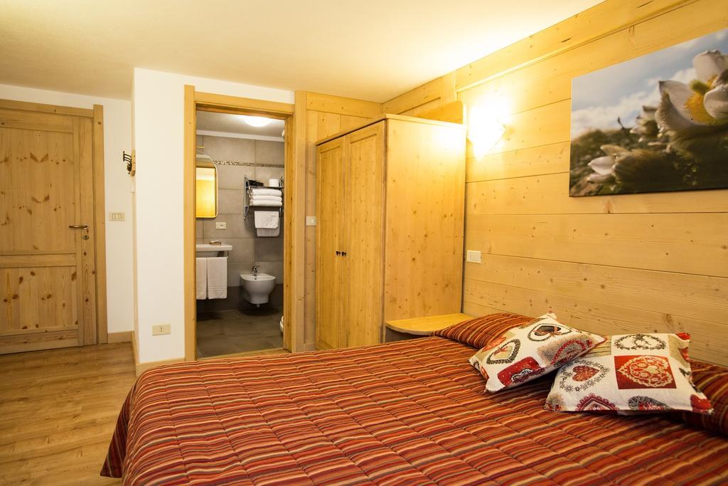 Hotel Restaurant La Barme Конь Екстер'єр фото