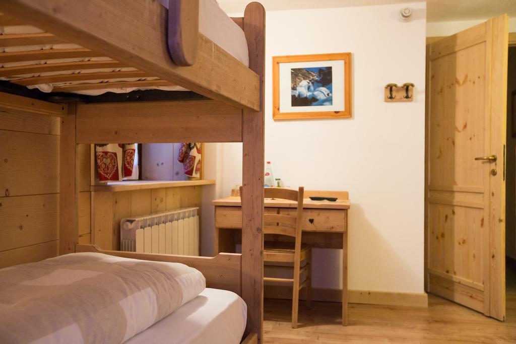 Hotel Restaurant La Barme Конь Екстер'єр фото