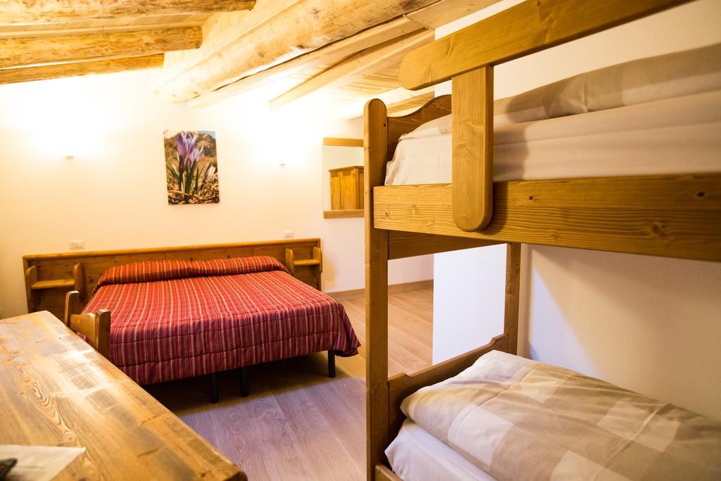 Hotel Restaurant La Barme Конь Екстер'єр фото